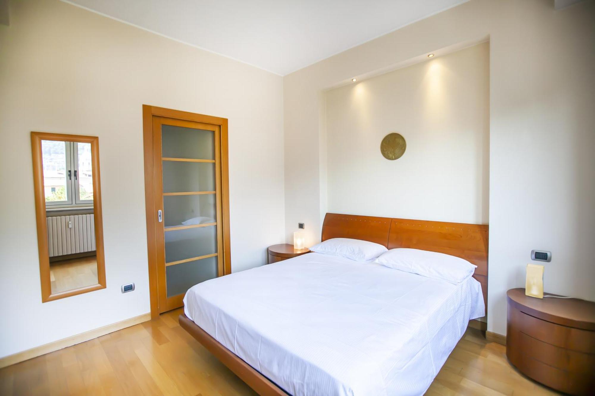 Apartmán Skyline Como Exteriér fotografie
