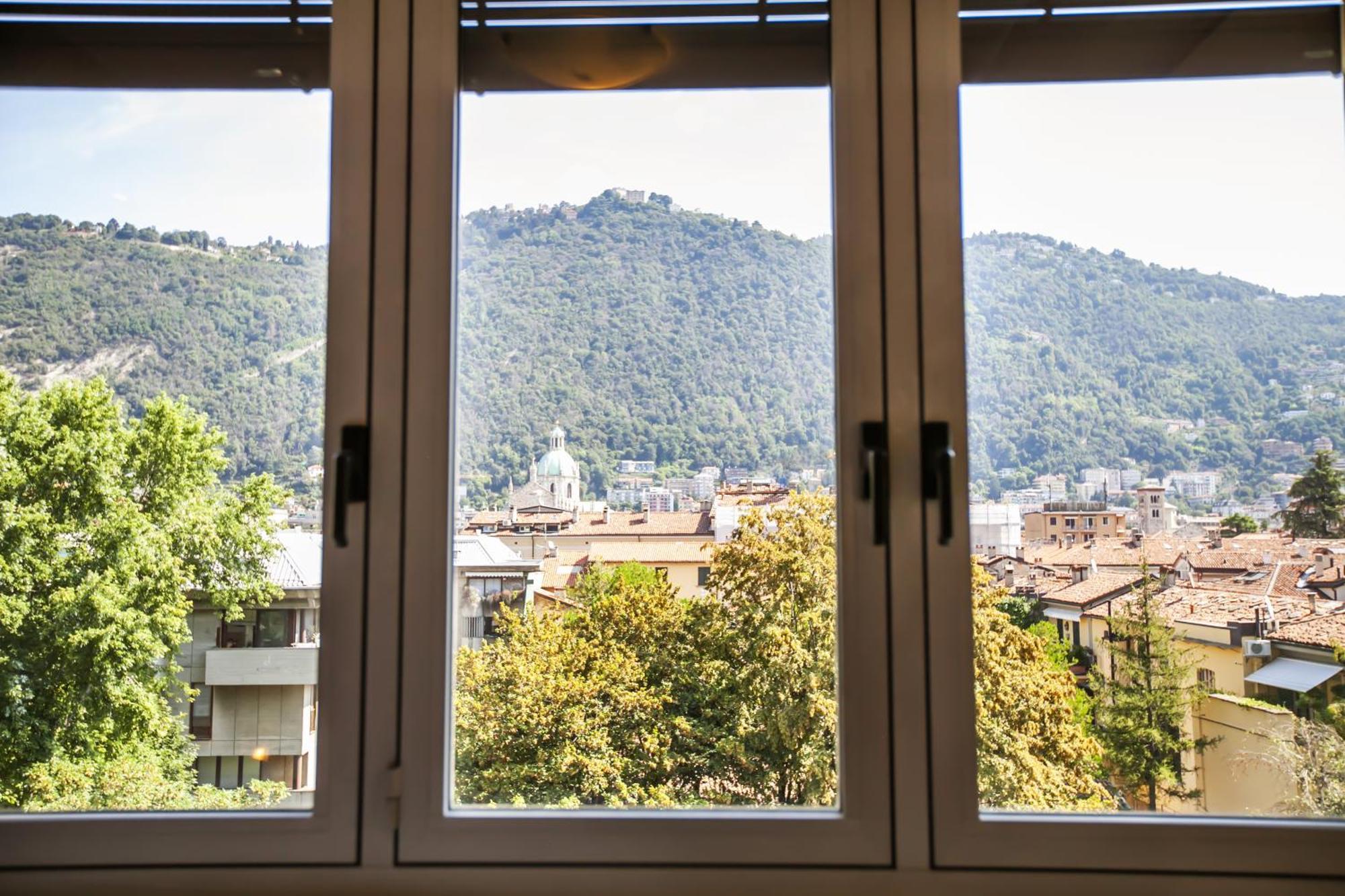 Apartmán Skyline Como Exteriér fotografie