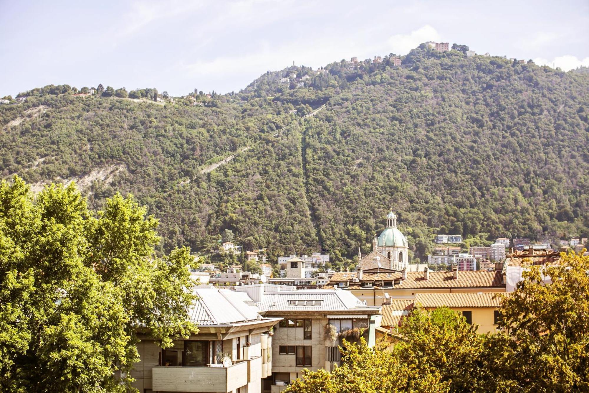 Apartmán Skyline Como Exteriér fotografie